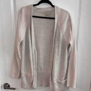 Comfortable and simple cardigan